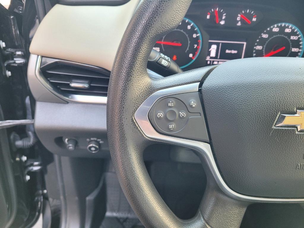 used 2023 Chevrolet Traverse car, priced at $27,966