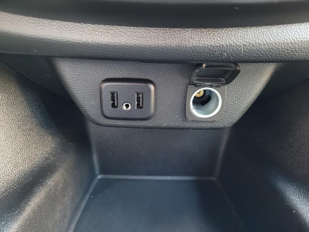 used 2023 Chevrolet Traverse car, priced at $27,966