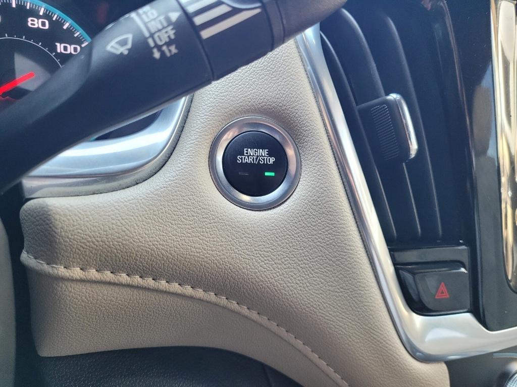 used 2023 Chevrolet Traverse car, priced at $27,966