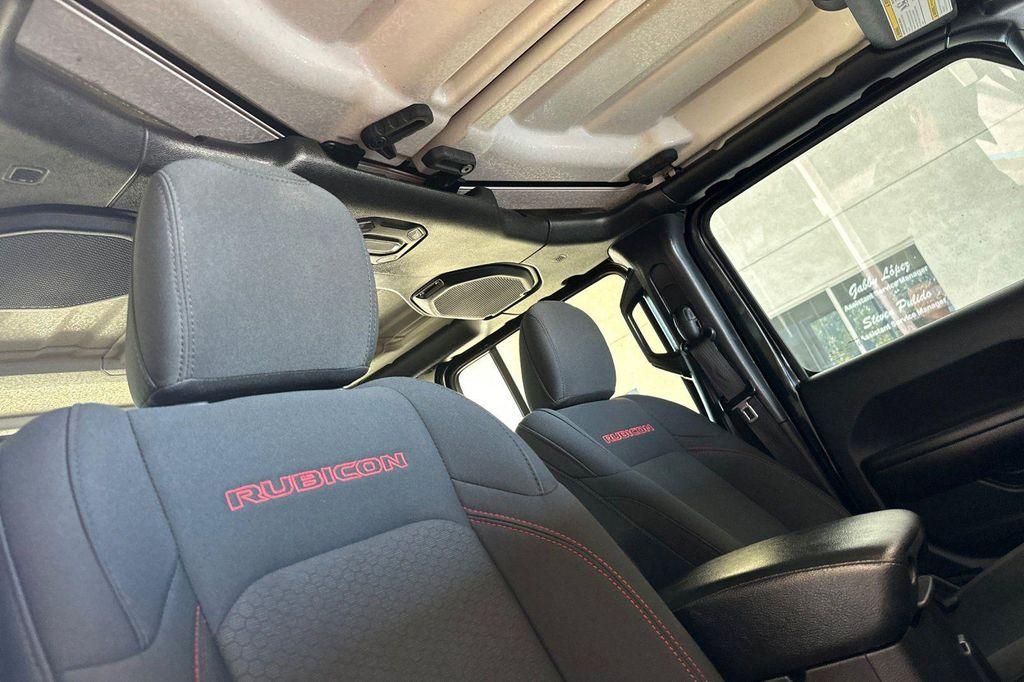 used 2020 Jeep Wrangler Unlimited car, priced at $29,225