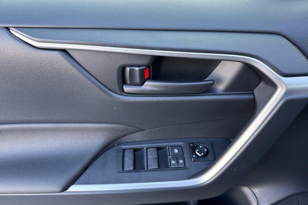 new 2025 Toyota RAV4 Hybrid car, priced at $34,984
