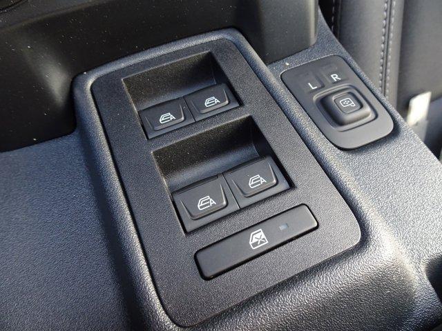 new 2025 Ford Bronco car, priced at $53,538