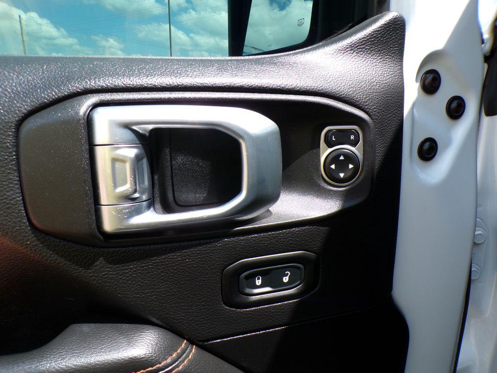 used 2021 Jeep Gladiator car, priced at $33,997