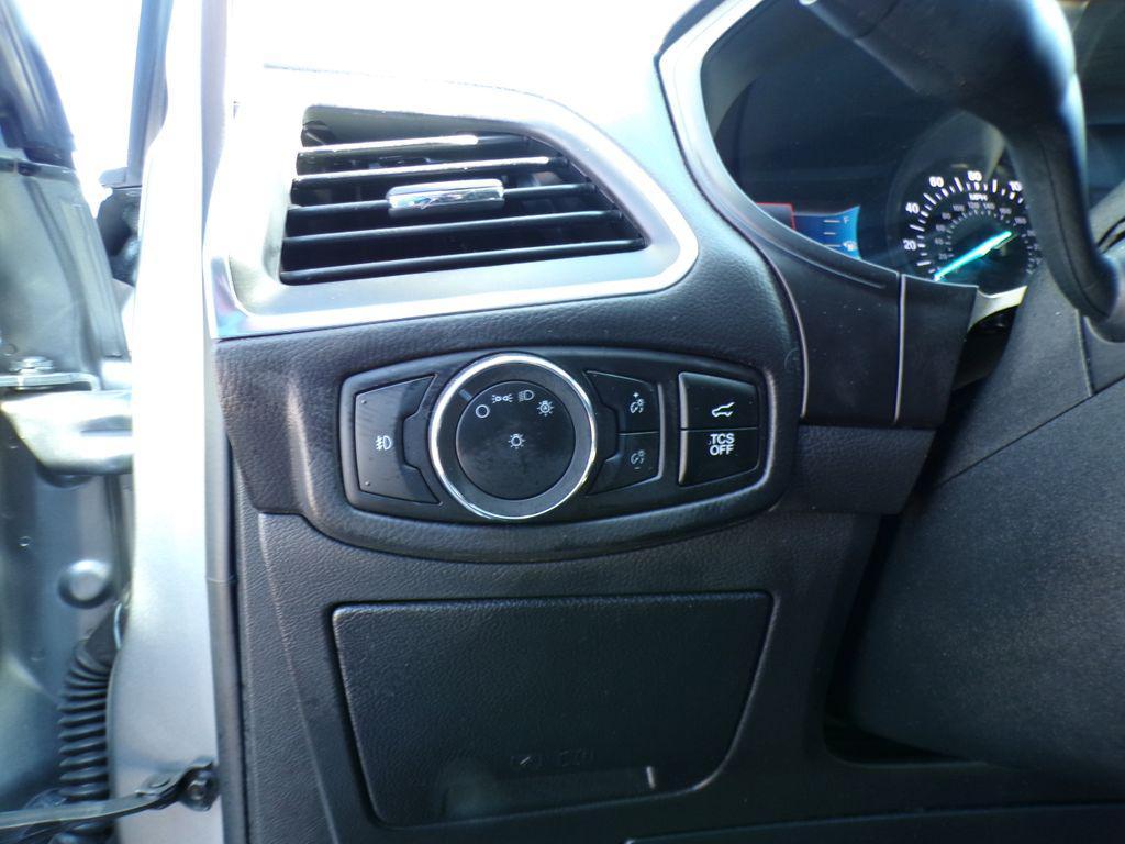 used 2024 Ford Edge car, priced at $25,998