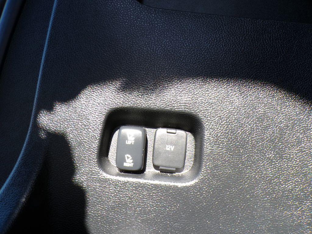 used 2024 Ford Edge car, priced at $25,998