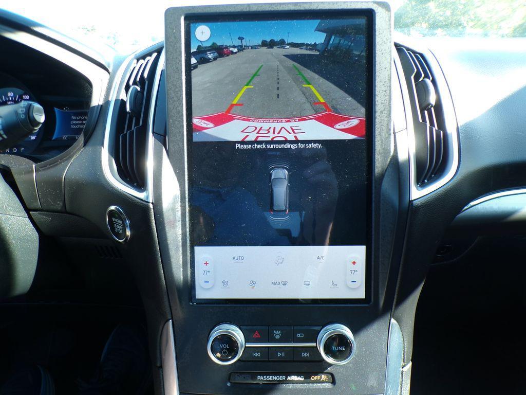 used 2024 Ford Edge car, priced at $25,998