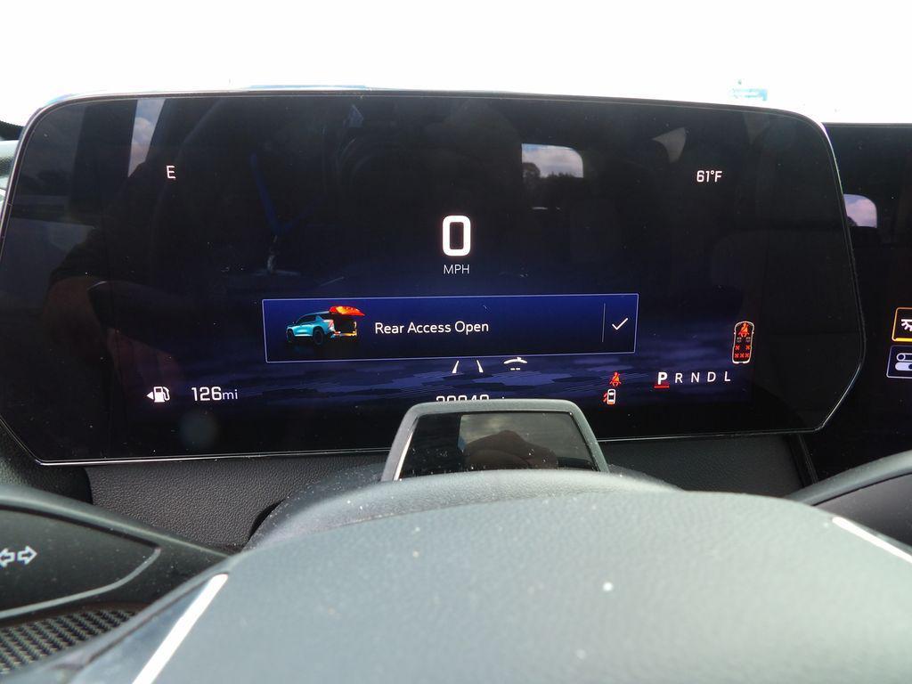 used 2025 Chevrolet Traverse car, priced at $45,998