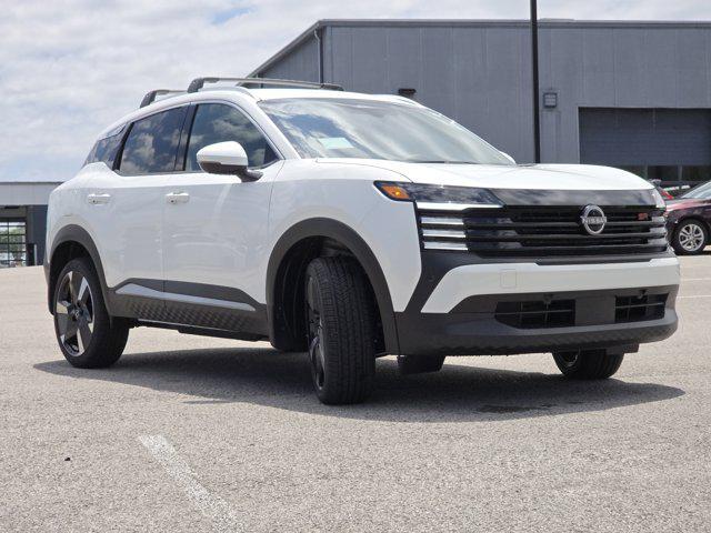 new 2025 Nissan Kicks car, priced at $26,900