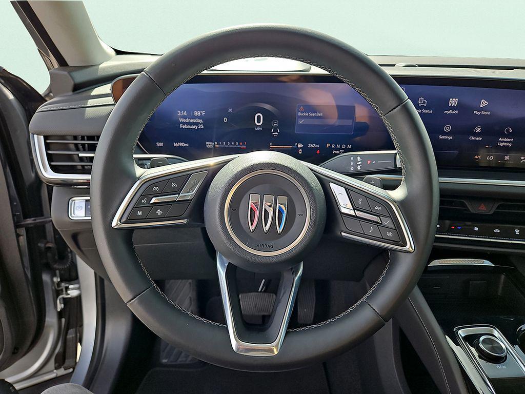 used 2025 Buick Envision car, priced at $28,430