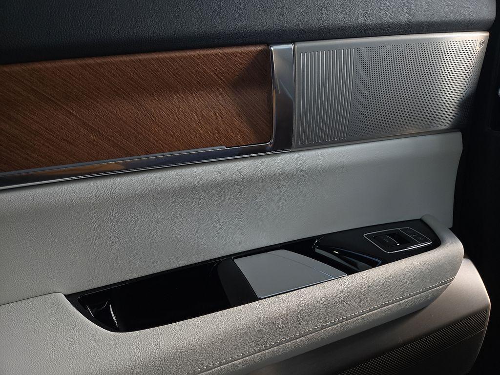 new 2026 Cadillac VISTIQ car, priced at $82,595