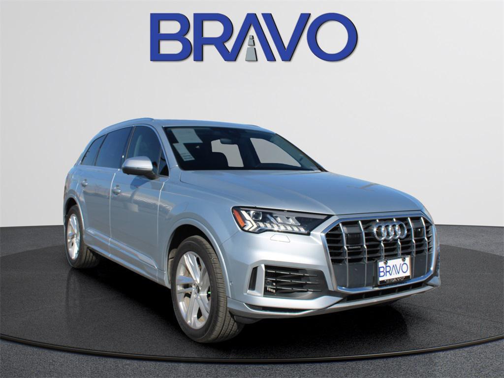 used 2024 Audi Q7 car, priced at $35,405