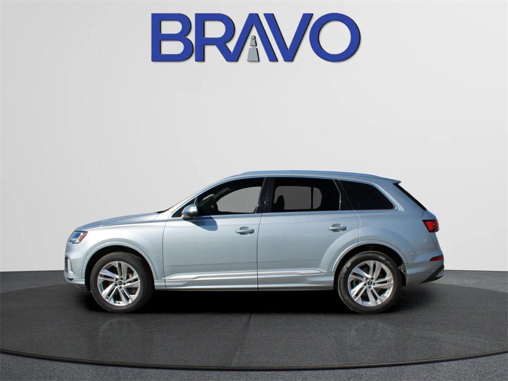 used 2024 Audi Q7 car, priced at $35,405