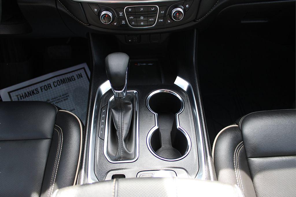 used 2024 Chevrolet Traverse car, priced at $37,685