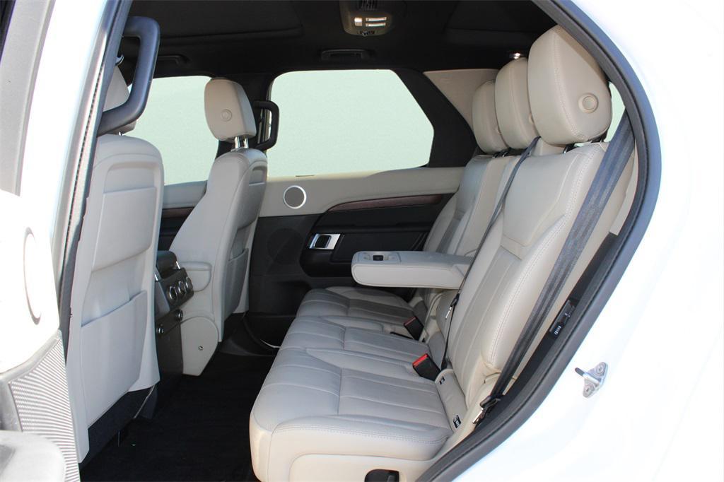 used 2020 Land Rover Discovery car, priced at $23,495