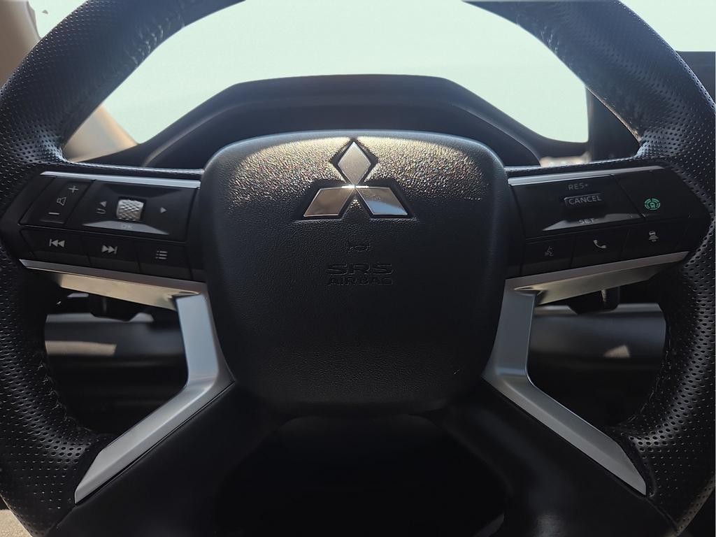 used 2024 Mitsubishi Outlander car, priced at $28,904