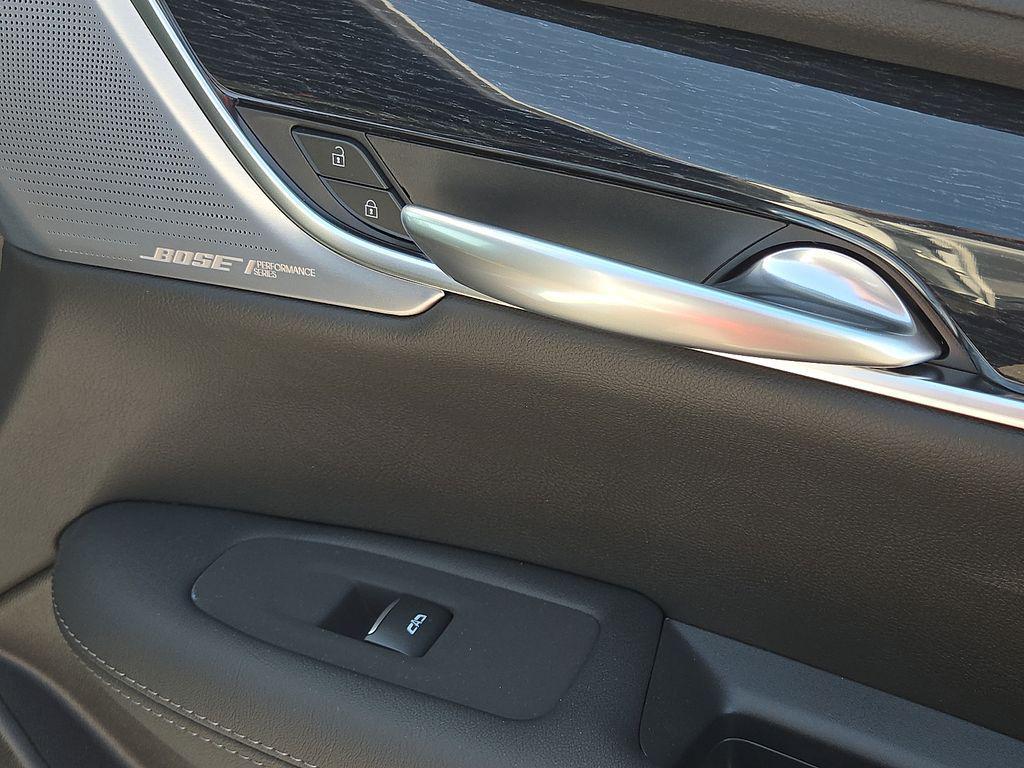 new 2025 Cadillac XT5 car, priced at $59,420