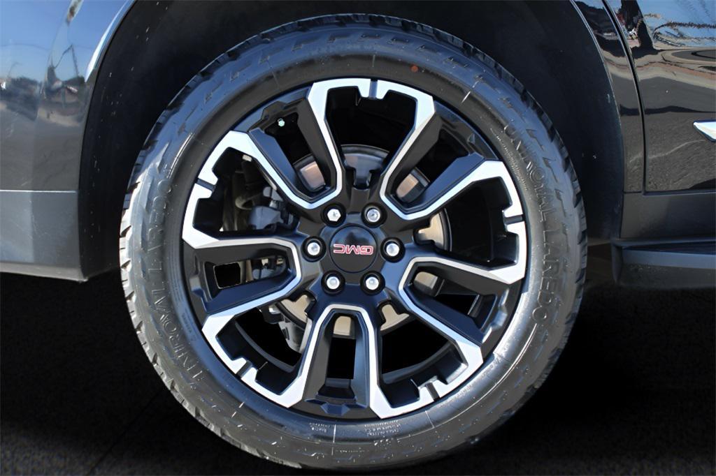 used 2022 GMC Yukon car, priced at $47,520