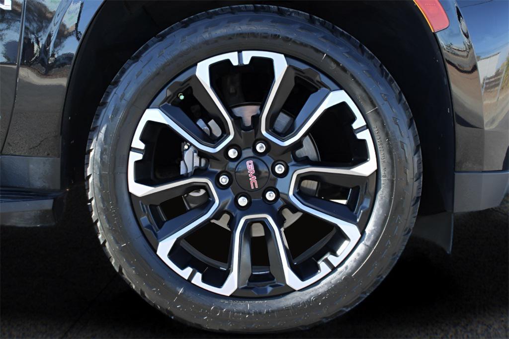 used 2022 GMC Yukon car, priced at $47,520