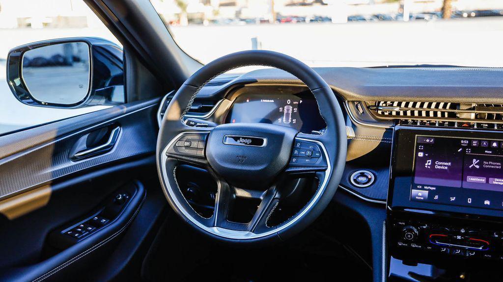 new 2025 Jeep Grand Cherokee car, priced at $34,448