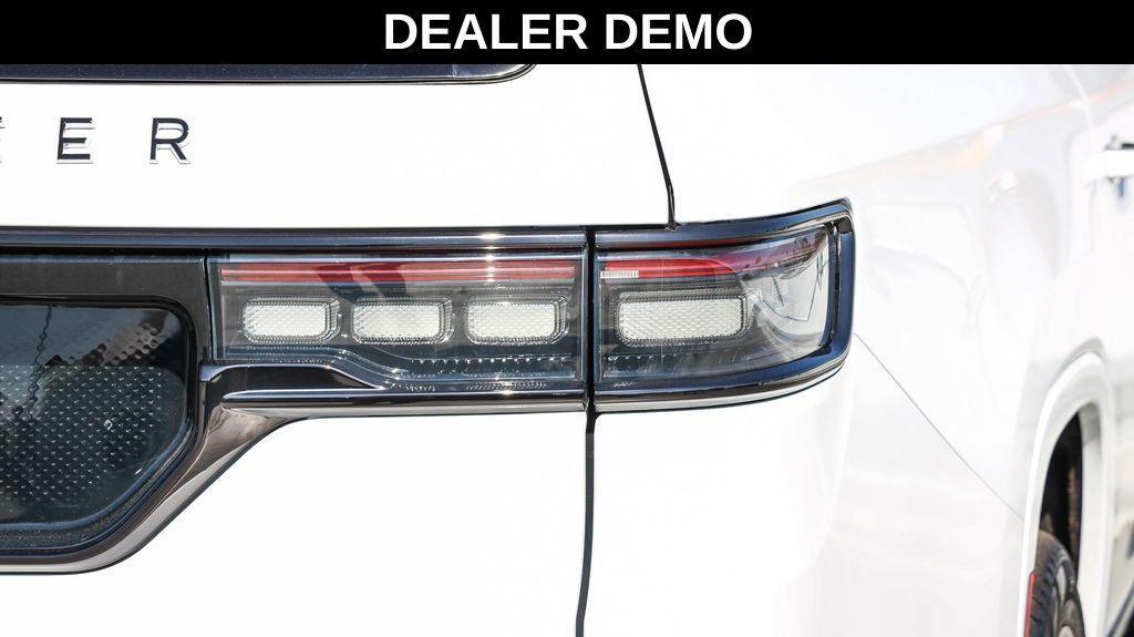 new 2025 Jeep Grand Wagoneer L car, priced at $91,281