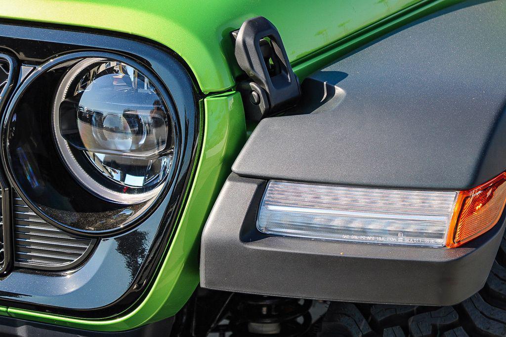 new 2026 Jeep Wrangler car, priced at $47,574