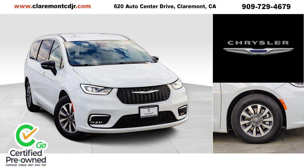 used 2024 Chrysler Pacifica Hybrid car, priced at $24,595