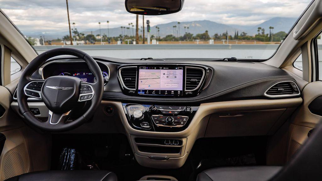 used 2024 Chrysler Pacifica Hybrid car, priced at $24,595