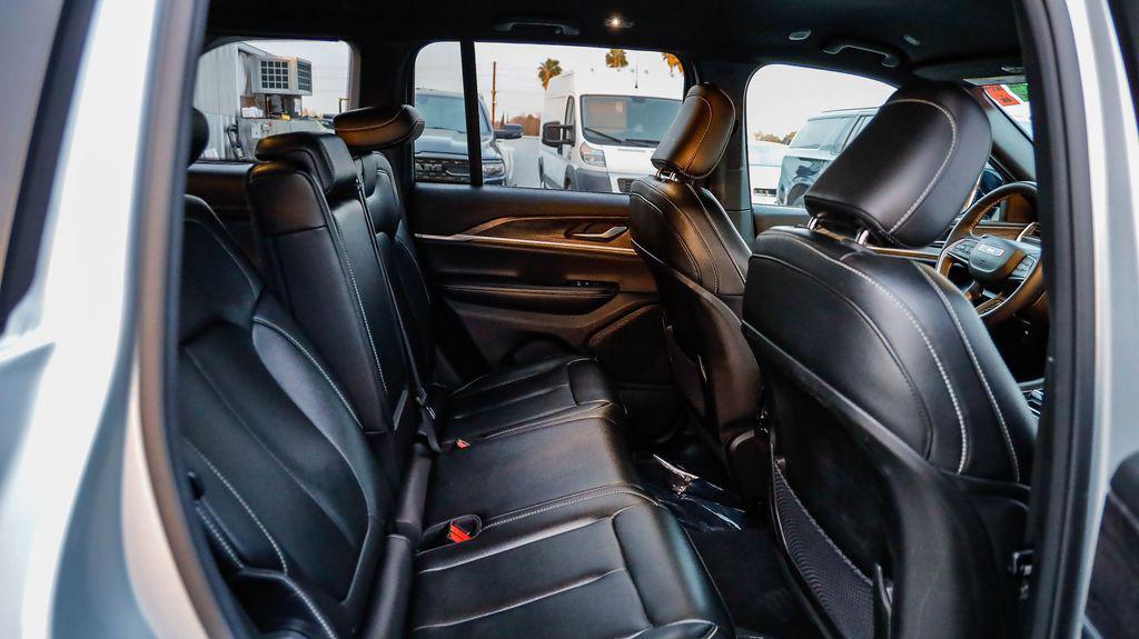 used 2024 Jeep Grand Cherokee car, priced at $24,892