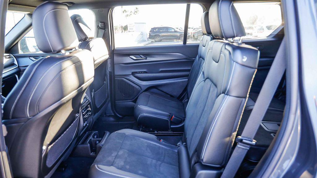 new 2025 Jeep Grand Cherokee L car, priced at $37,594