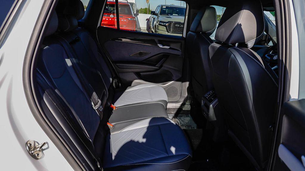 used 2025 Volkswagen Tiguan car, priced at $33,495