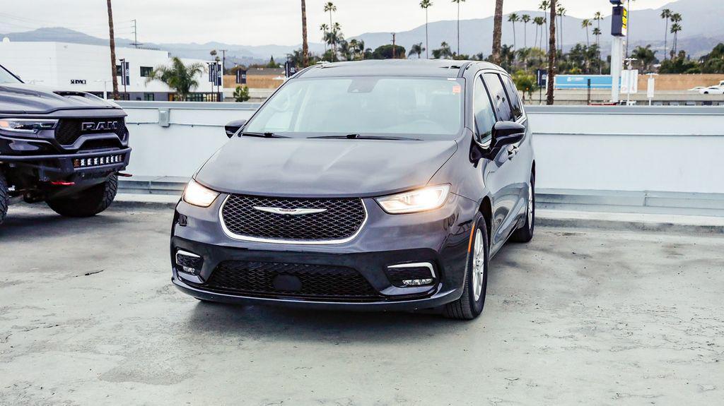 used 2024 Chrysler Pacifica car, priced at $24,374