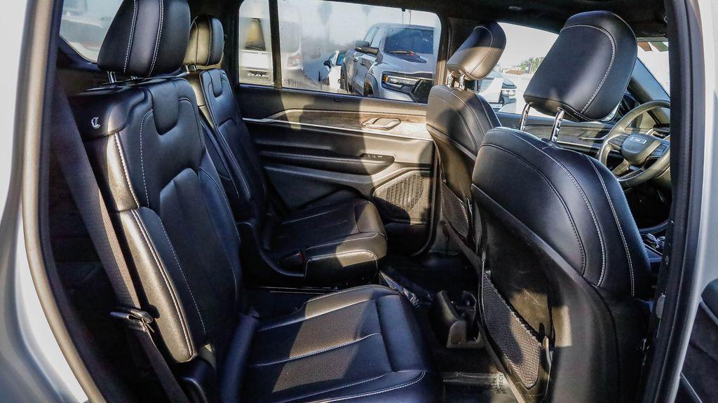 used 2024 Jeep Grand Cherokee L car, priced at $28,364