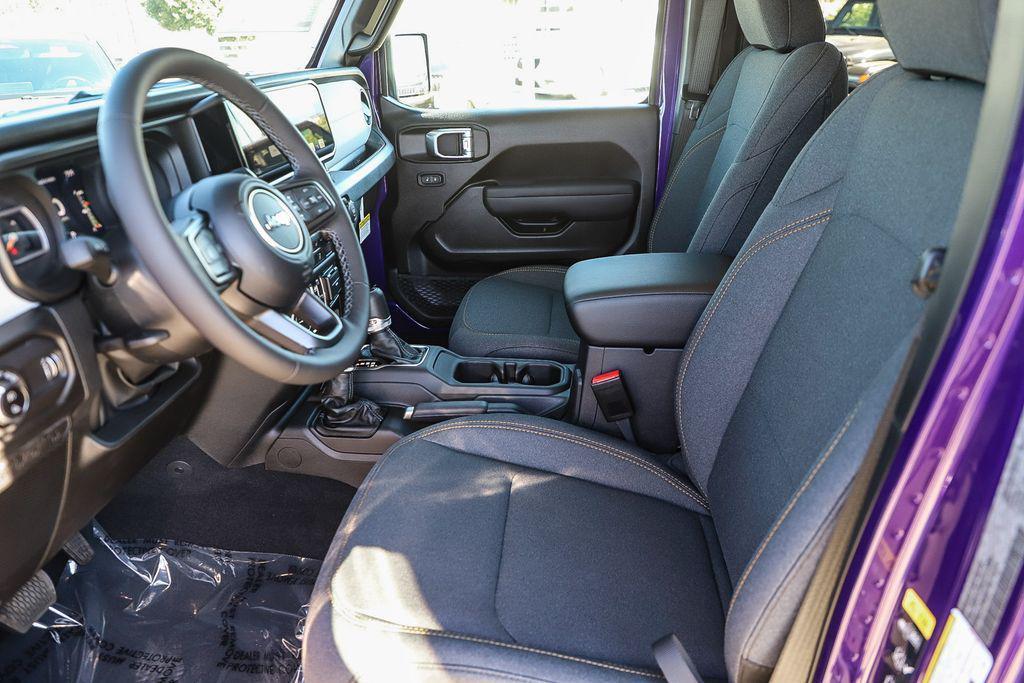 new 2026 Jeep Gladiator car, priced at $39,651