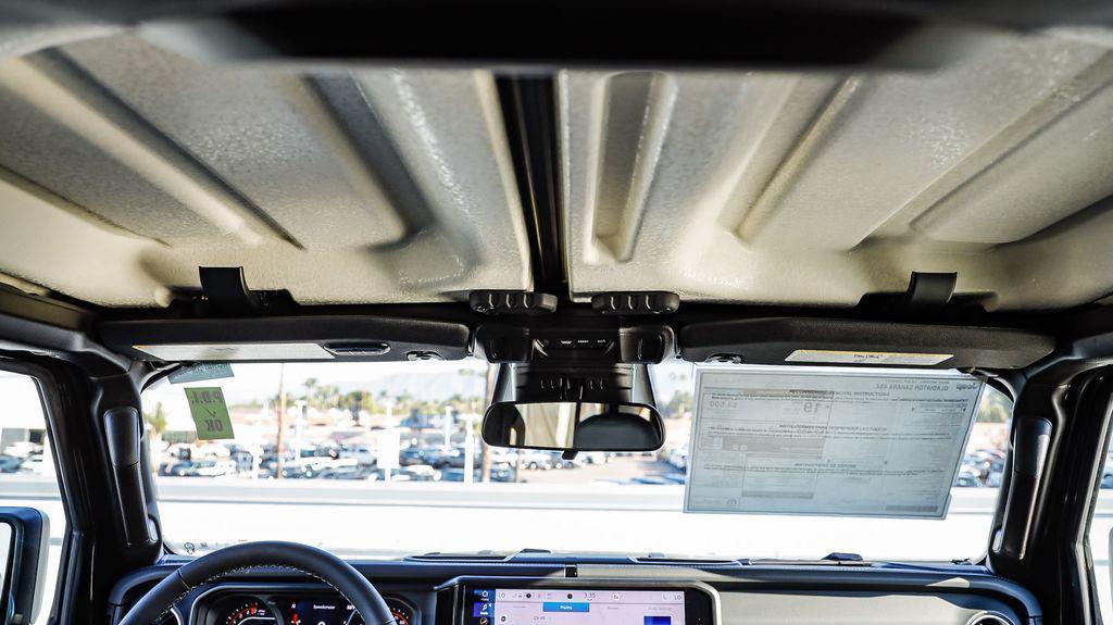 new 2026 Jeep Gladiator car, priced at $44,085