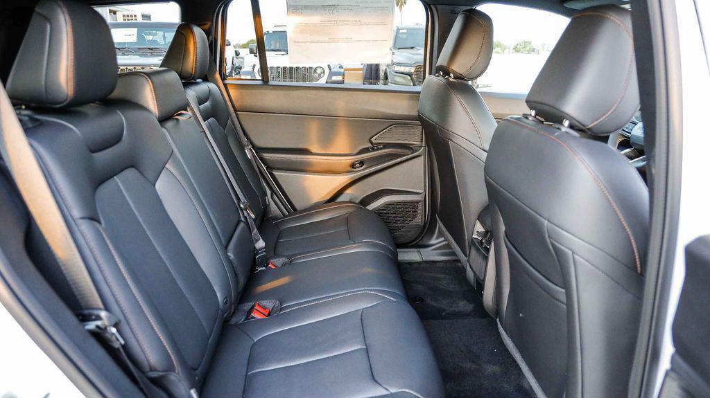 new 2026 Jeep Cherokee car, priced at $37,475