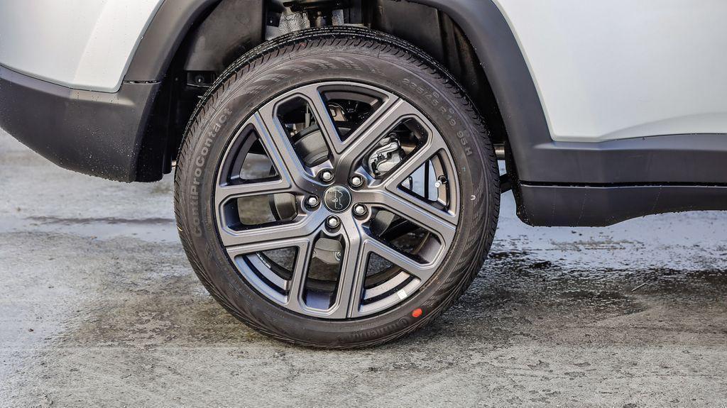 new 2026 Jeep Compass car, priced at $24,546