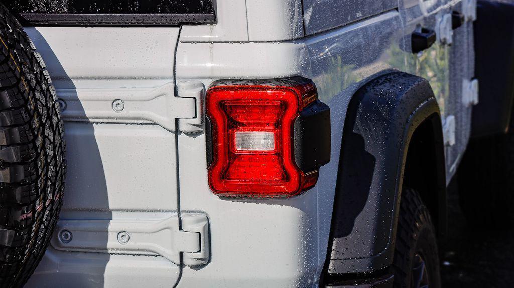 new 2026 Jeep Wrangler car, priced at $41,404