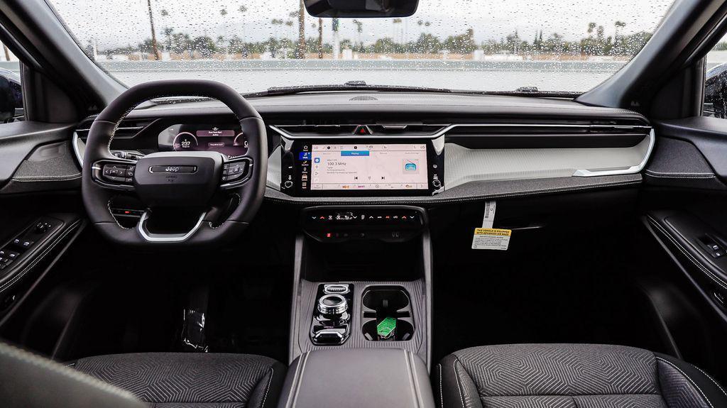 new 2026 Jeep Cherokee car, priced at $33,995
