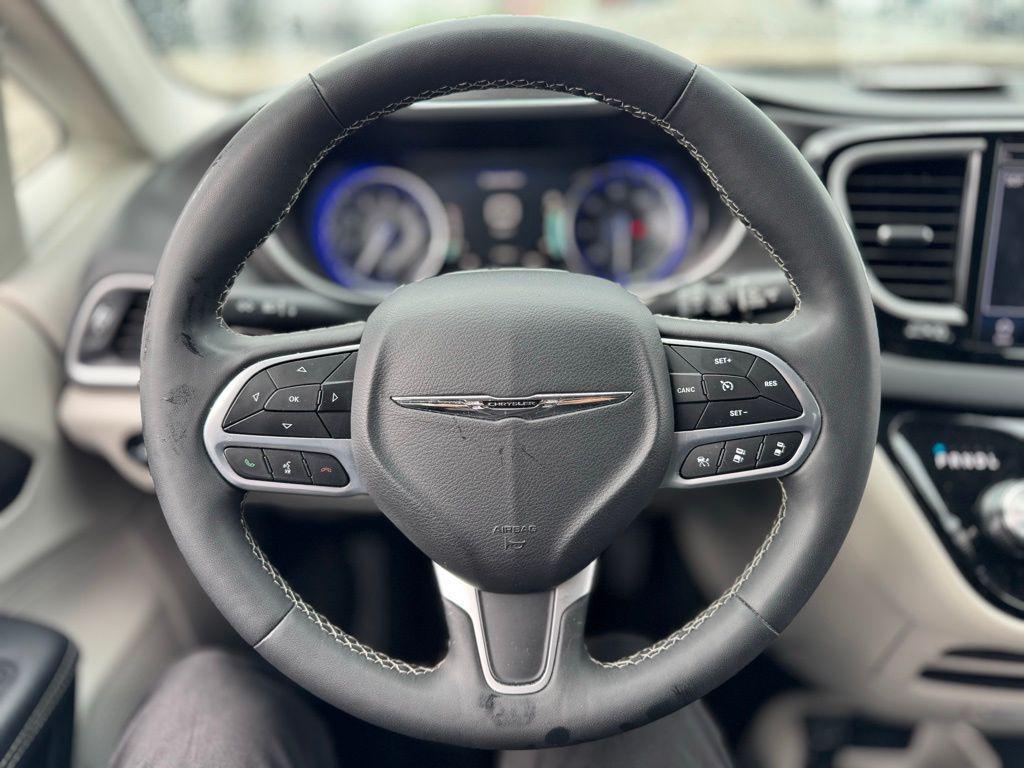 used 2022 Chrysler Pacifica car, priced at $22,285