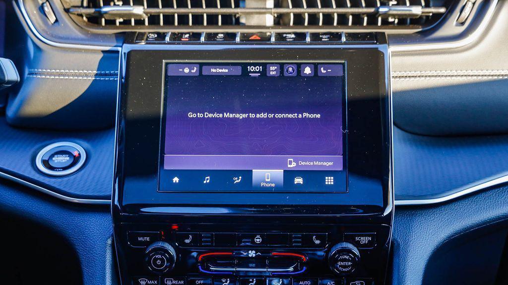 new 2025 Jeep Grand Cherokee car, priced at $35,004