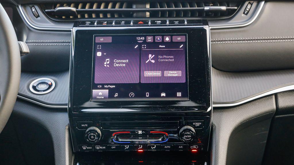 new 2025 Jeep Grand Cherokee car, priced at $30,882