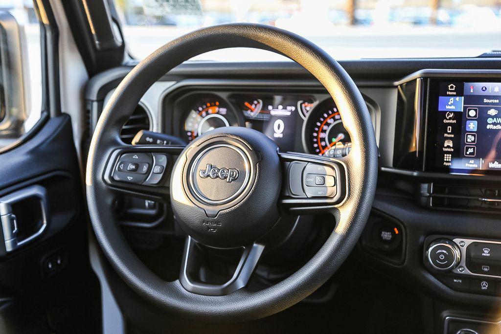 new 2026 Jeep Wrangler car, priced at $34,386