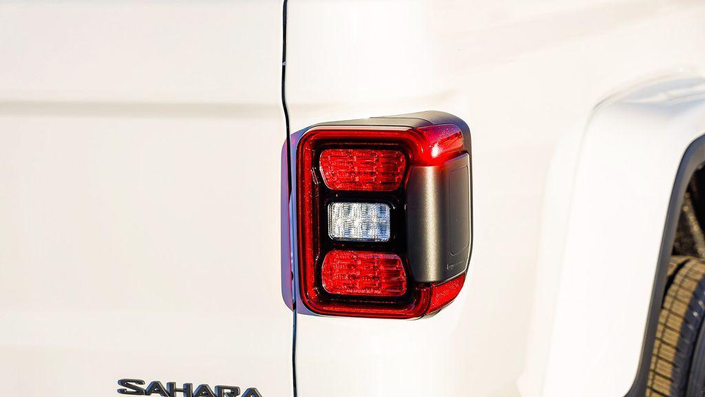 new 2026 Jeep Gladiator car, priced at $44,057