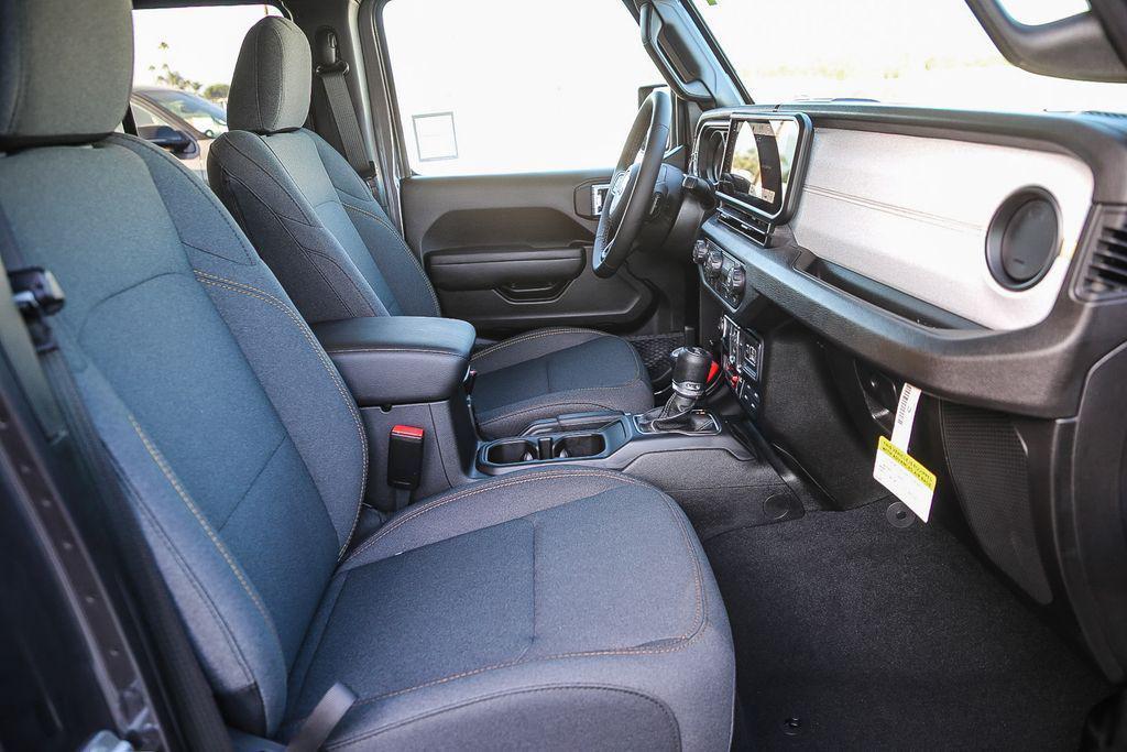 new 2026 Jeep Wrangler car, priced at $39,908