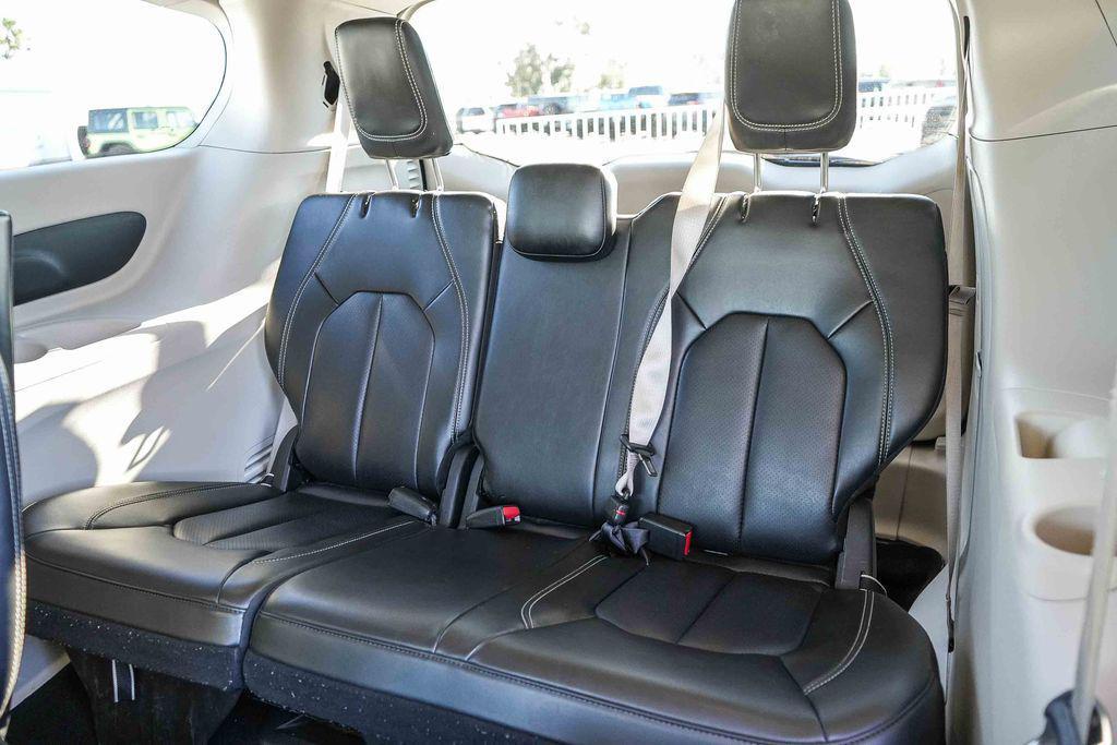 used 2023 Chrysler Pacifica Hybrid car, priced at $23,395