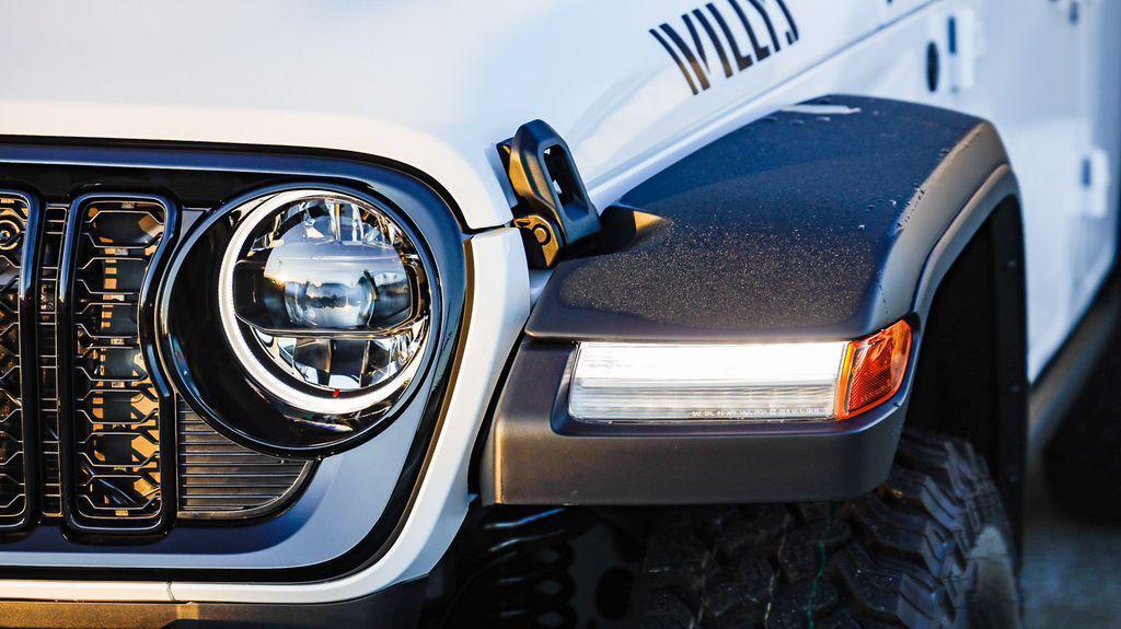 new 2026 Jeep Wrangler car, priced at $41,600