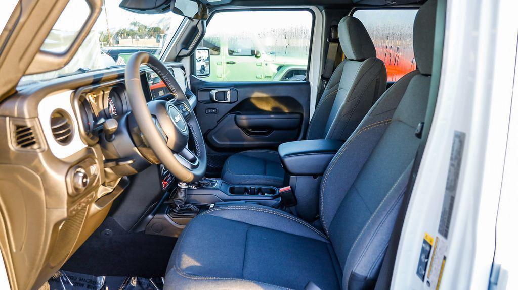 new 2026 Jeep Wrangler car, priced at $39,801