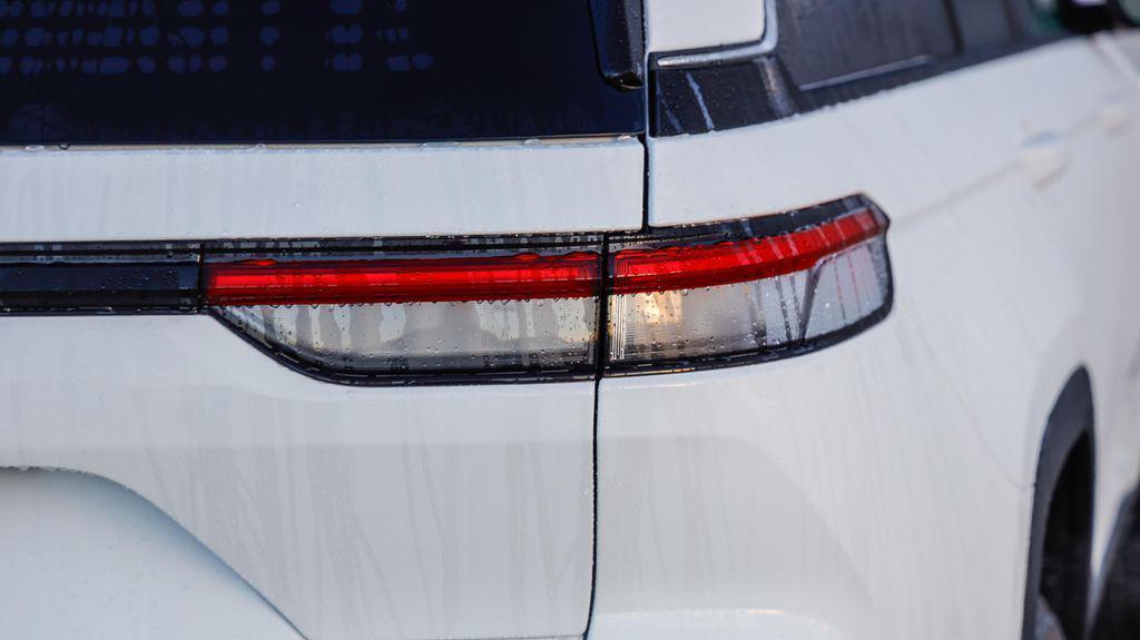 new 2025 Jeep Grand Cherokee car, priced at $25,011