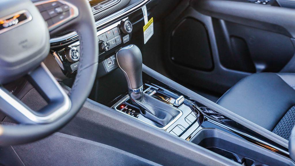 new 2026 Jeep Compass car, priced at $24,519