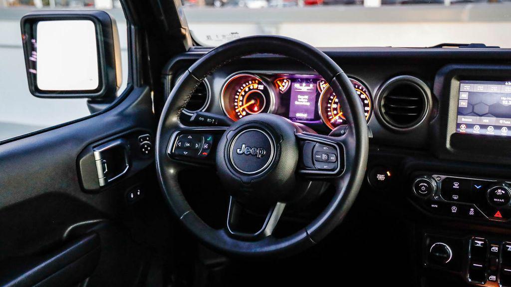 used 2023 Jeep Gladiator car, priced at $27,495